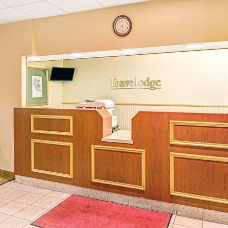 Travelodge By Wyndham Lincoln Airport I-80 Extérieur photo