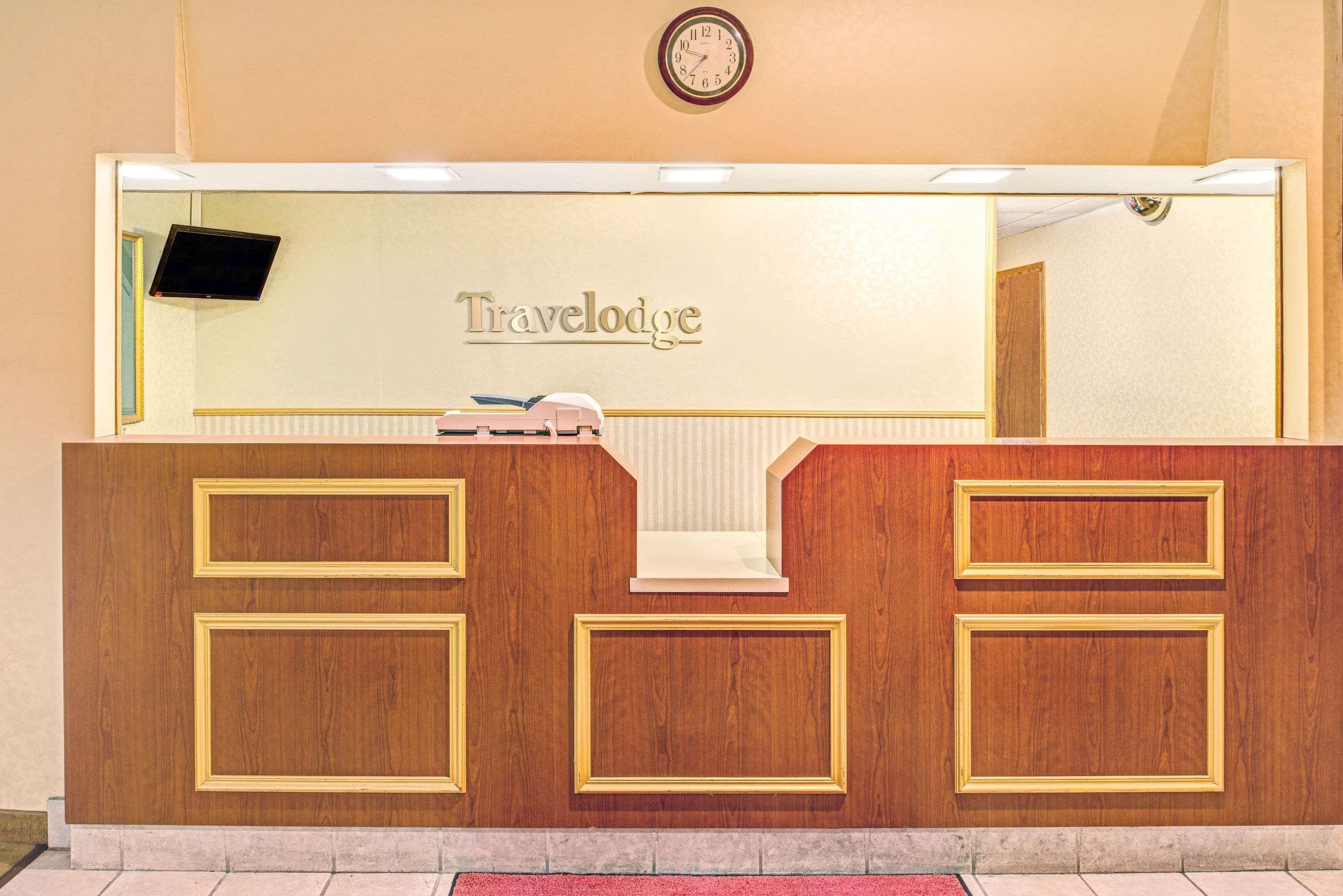 Travelodge By Wyndham Lincoln Airport I-80 Extérieur photo